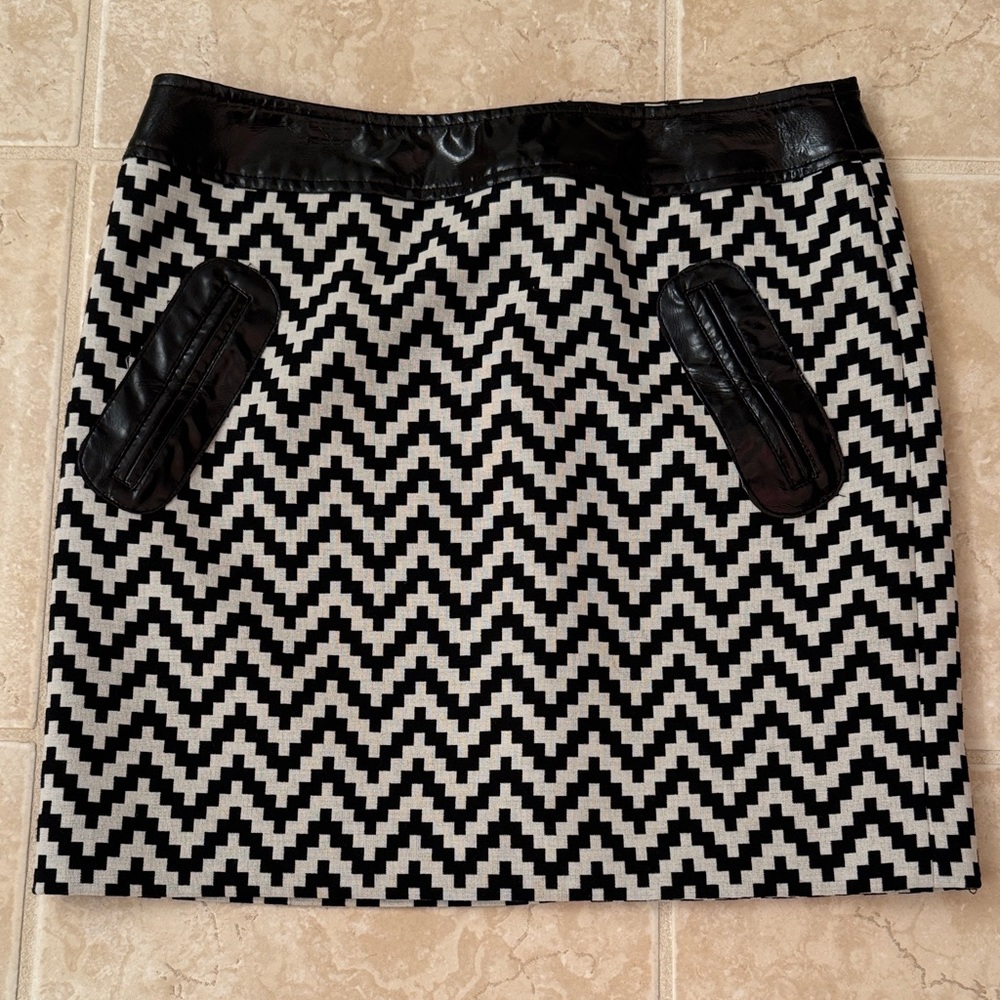 INC International Concepts Zigzag Mini Skirt
